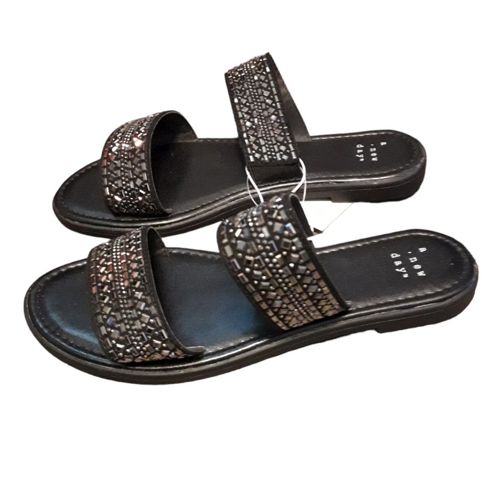 Sandalias de color negro para dama con incrustaciones de piedra  marca Kersha